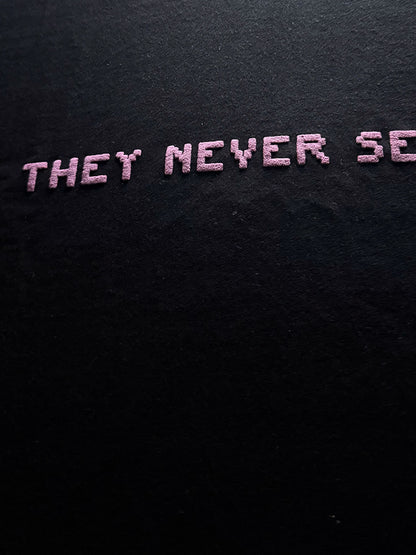 UNSEEN T-SHIRT