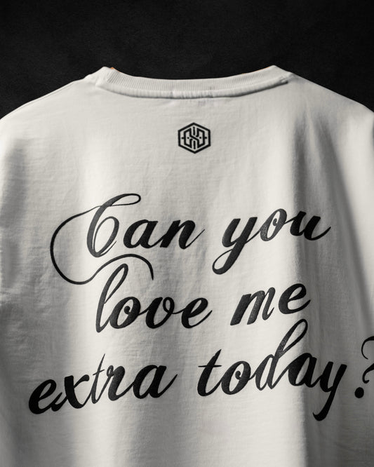 EXTRA LOVE T-SHIRT