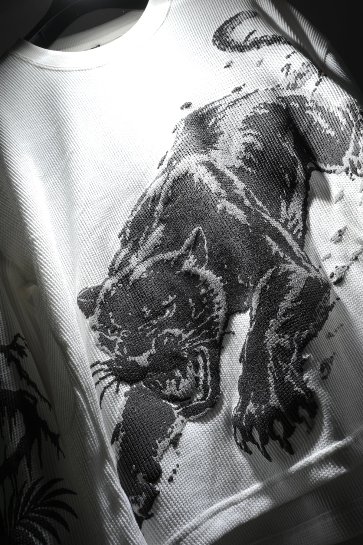 ZOOMED PRINT DETAIL