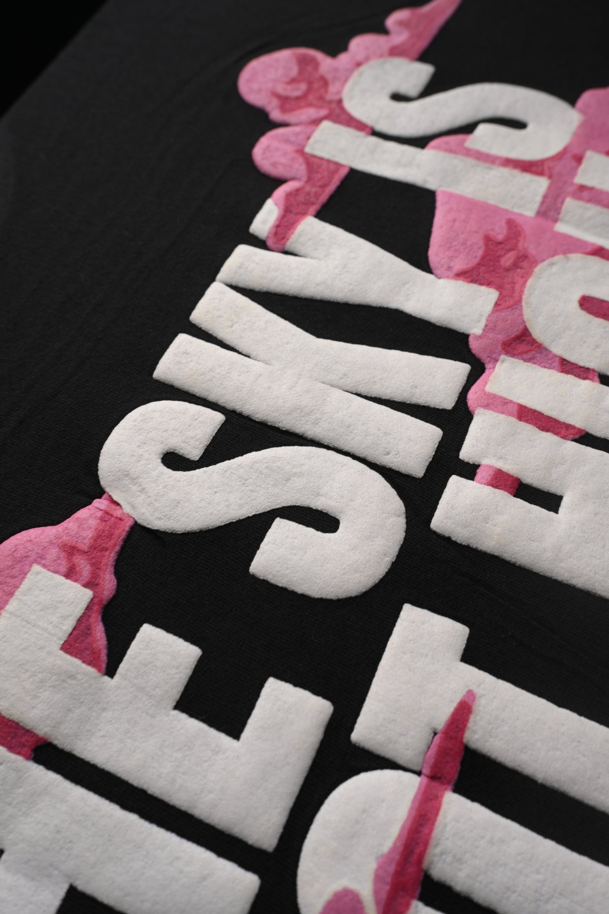 ZOOMED PRINT DETAIL