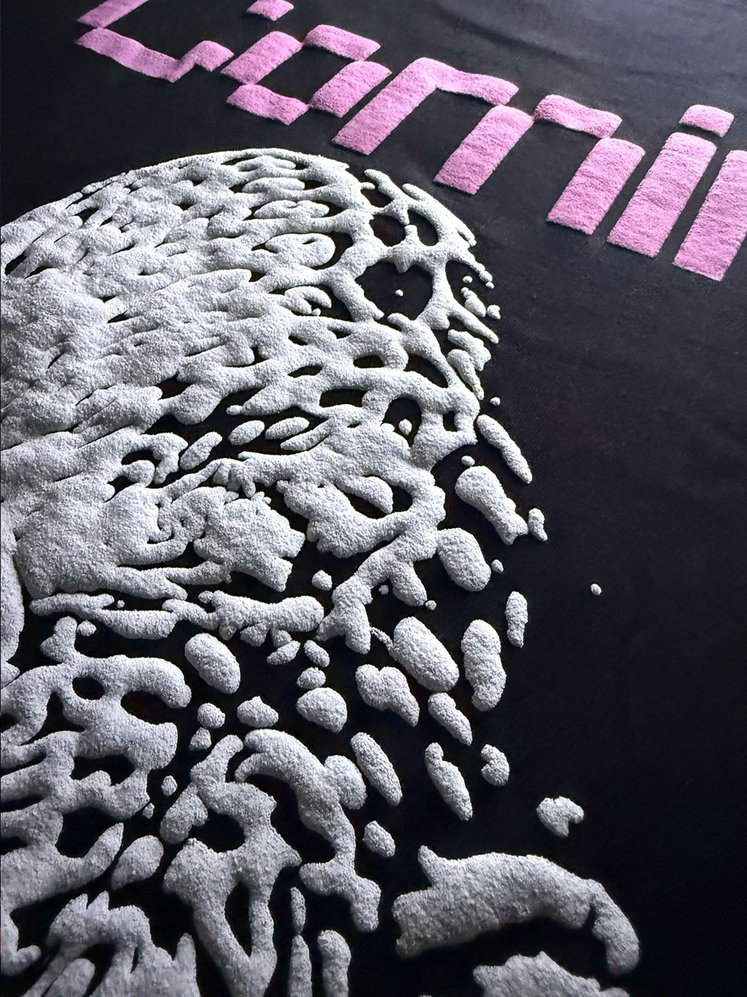 UNSEEN T-SHIRT